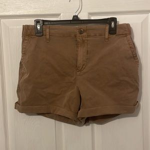Old Navy Everyday Mid Rise Shorts NWOT